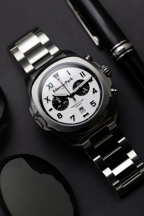 Montre à quartz chronographe en acier argenté - Image 3