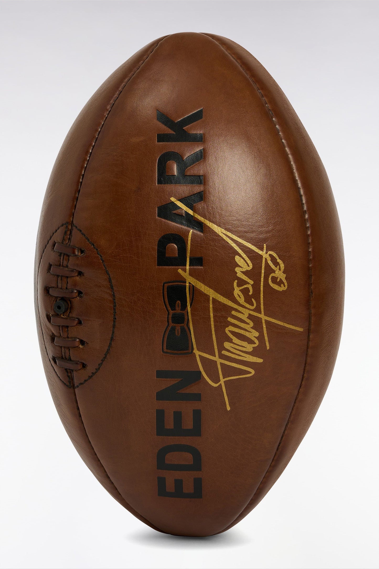 Ballon de rugby en cuir marron signé