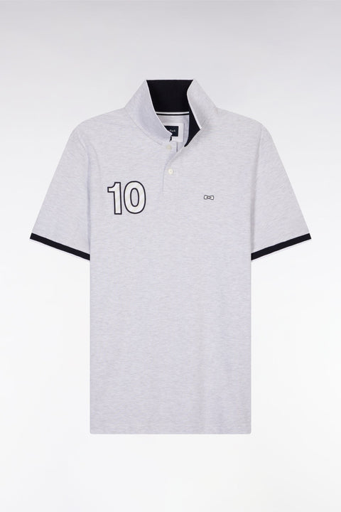 Polo à manches courtes en coton gris broderie 10 coupe décontractée - Image 2