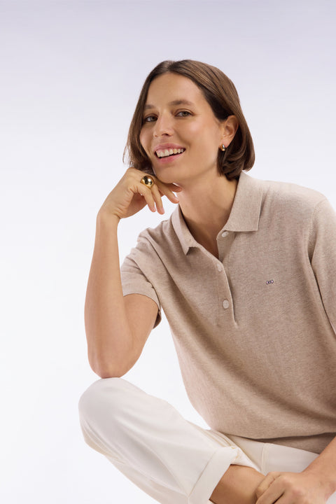 Pull manches courtes à col polo beige coupe droite - Image 1