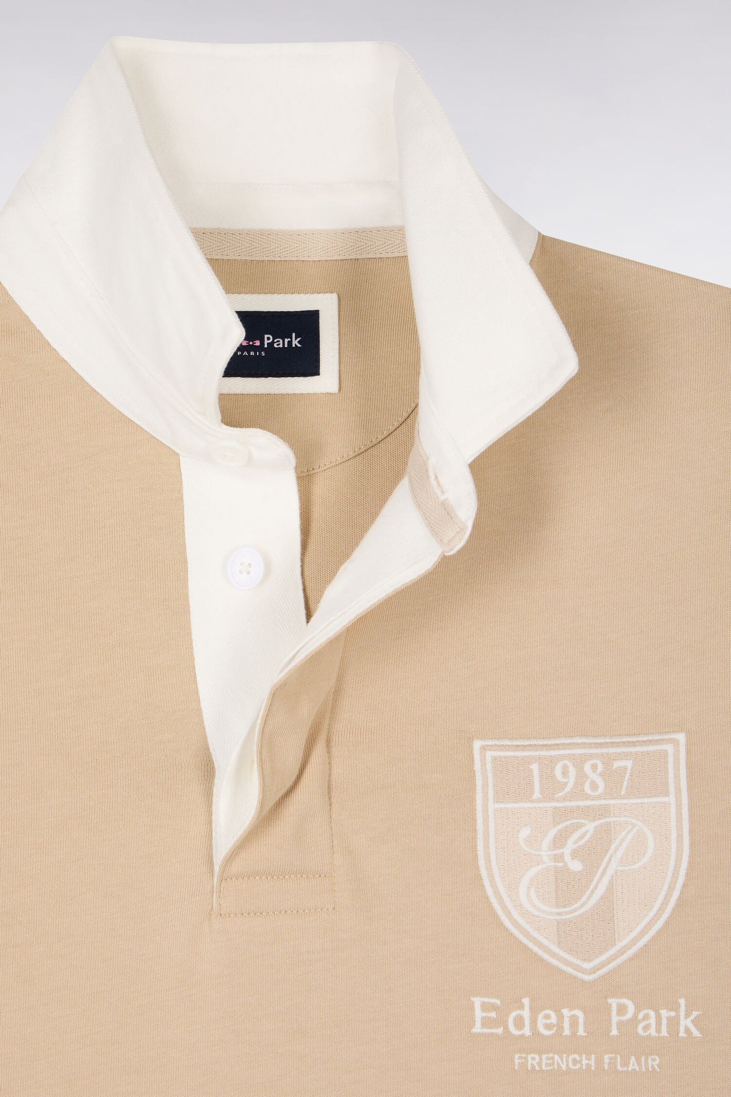 Maillot à manches courtes en jersey de coton beige écusson brodé coupe regular