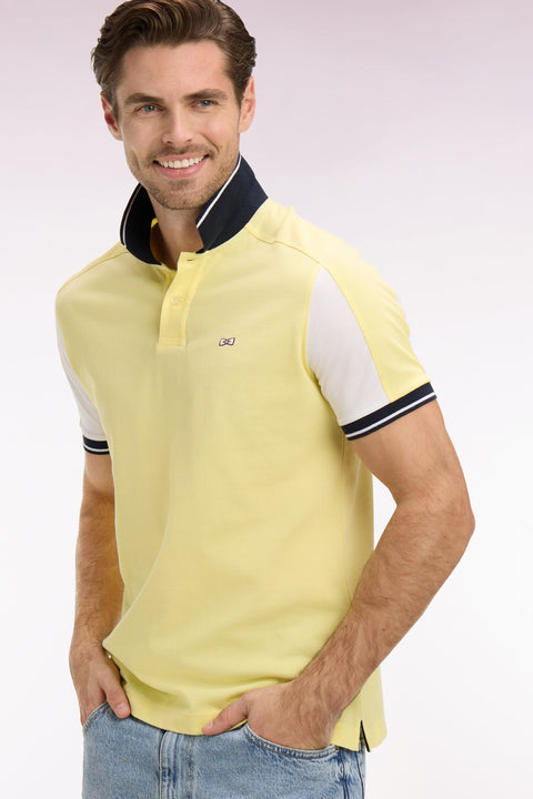 Polo à manches courtes en coton jaune clair brodé coupe regular - Image 1
