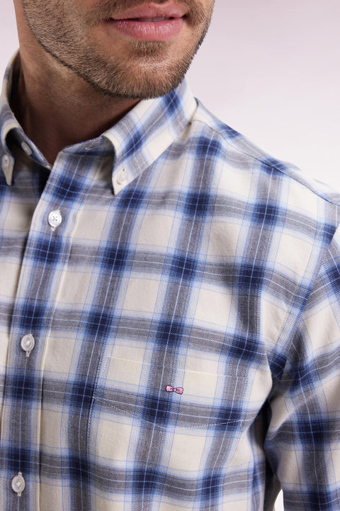 Chemise à carreaux en coton ciel coupe droite - Image 3