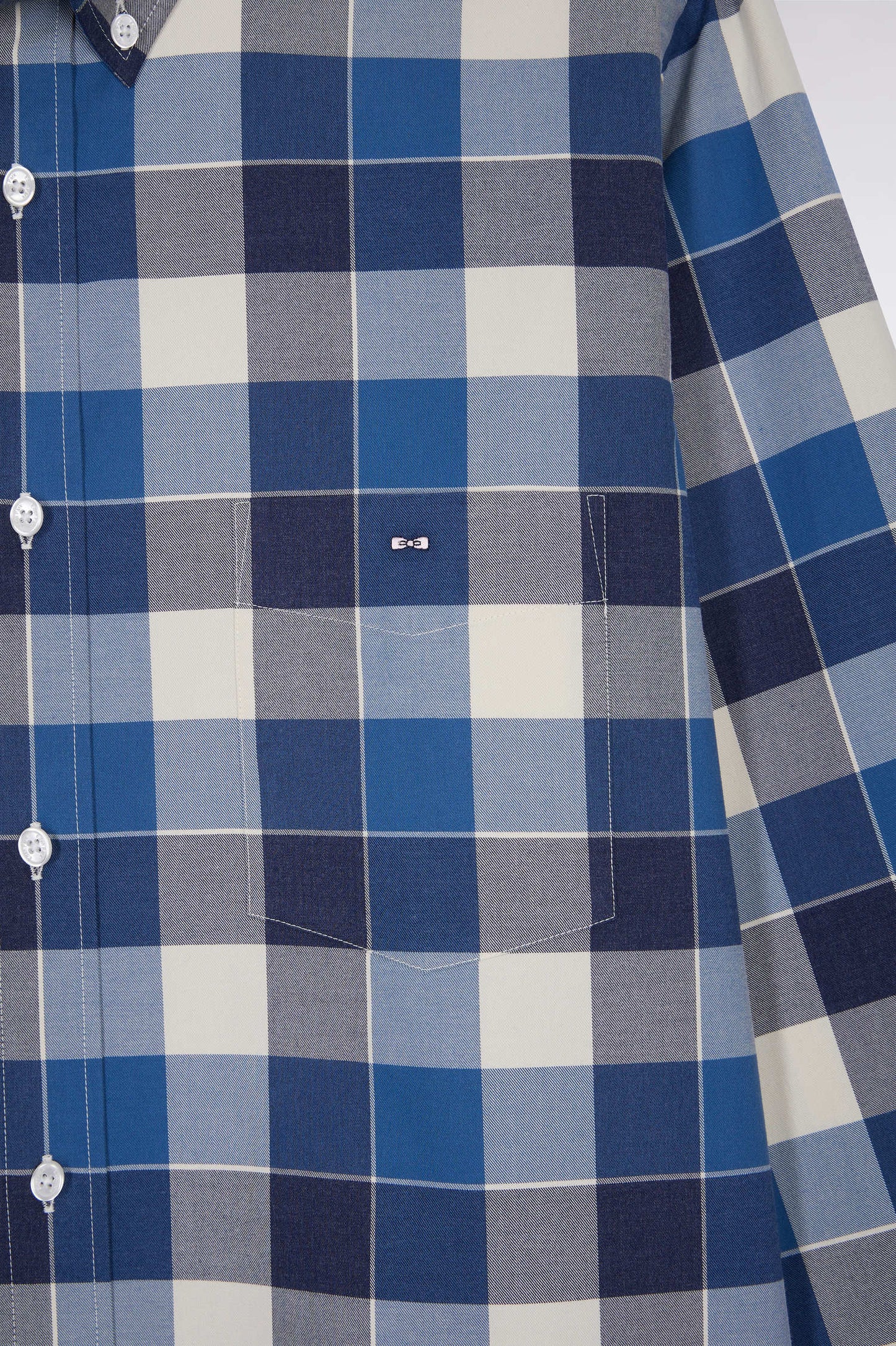 Chemise à carreaux en coton bleu coupe droite