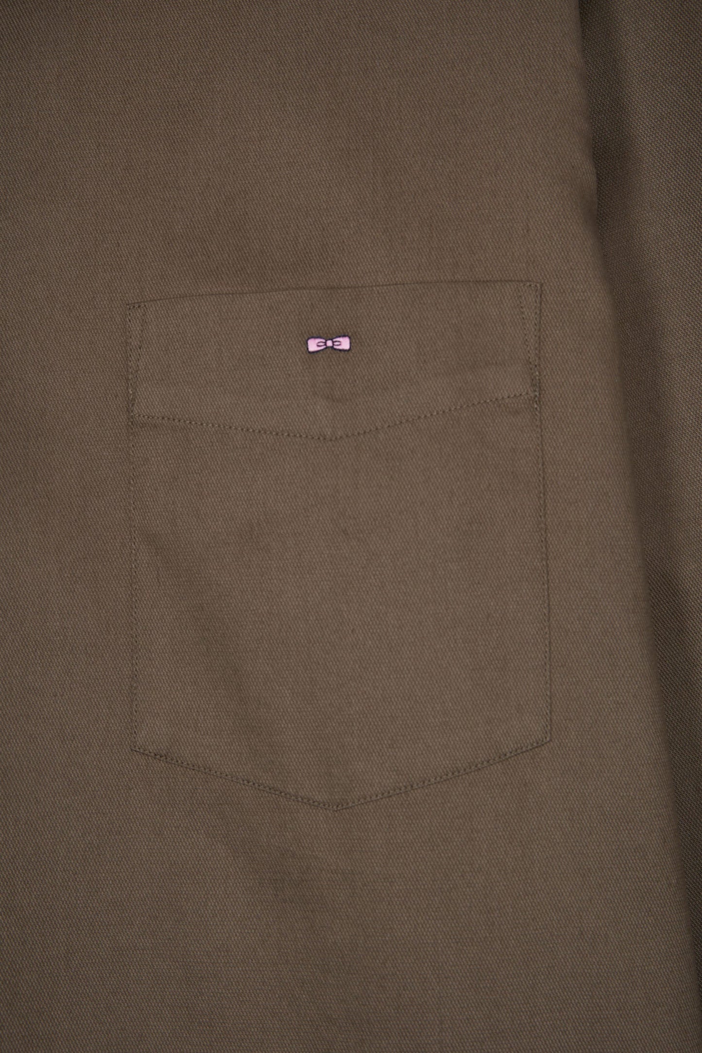 Chemise en coton piqué kaki coupe droite