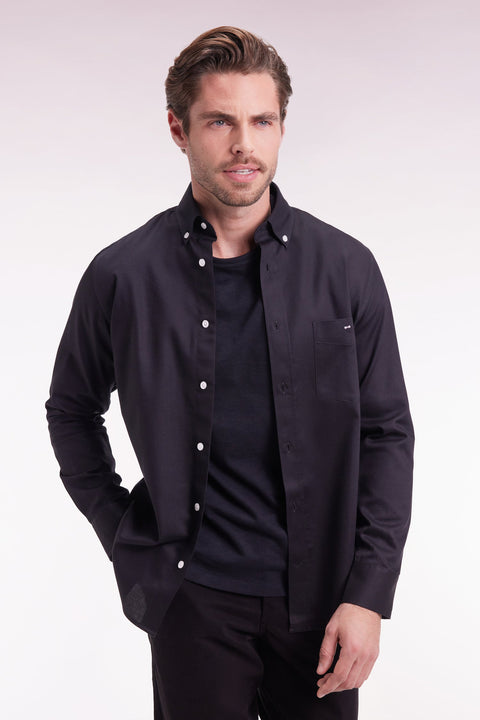 Chemise en coton piqué noir coupe droite - Image 1