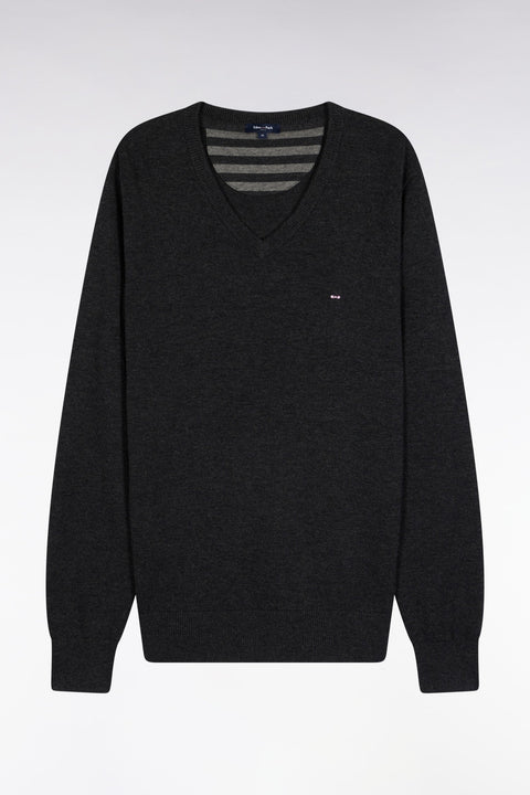 Pull col V en laine et coton gris foncé - Image 2