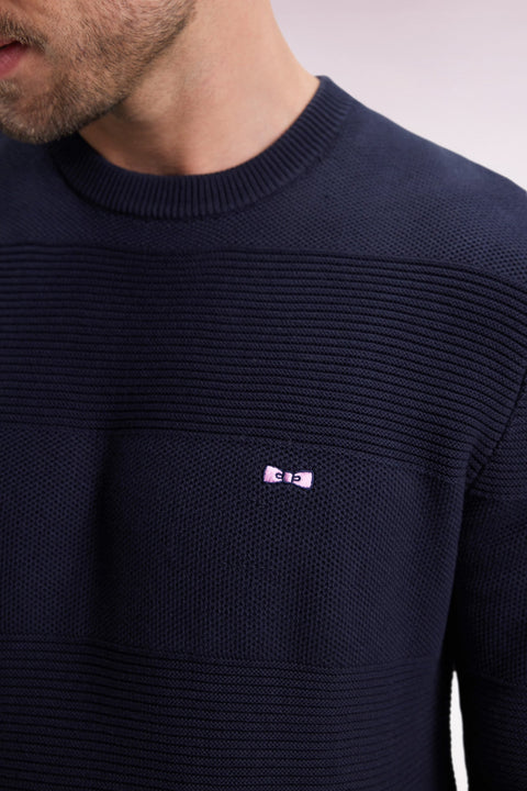 Pull col rond en coton marine à effet de rayure - Image 3