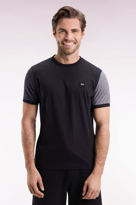 T-shirt à manches courtes contrastées en coton noir - Image 1