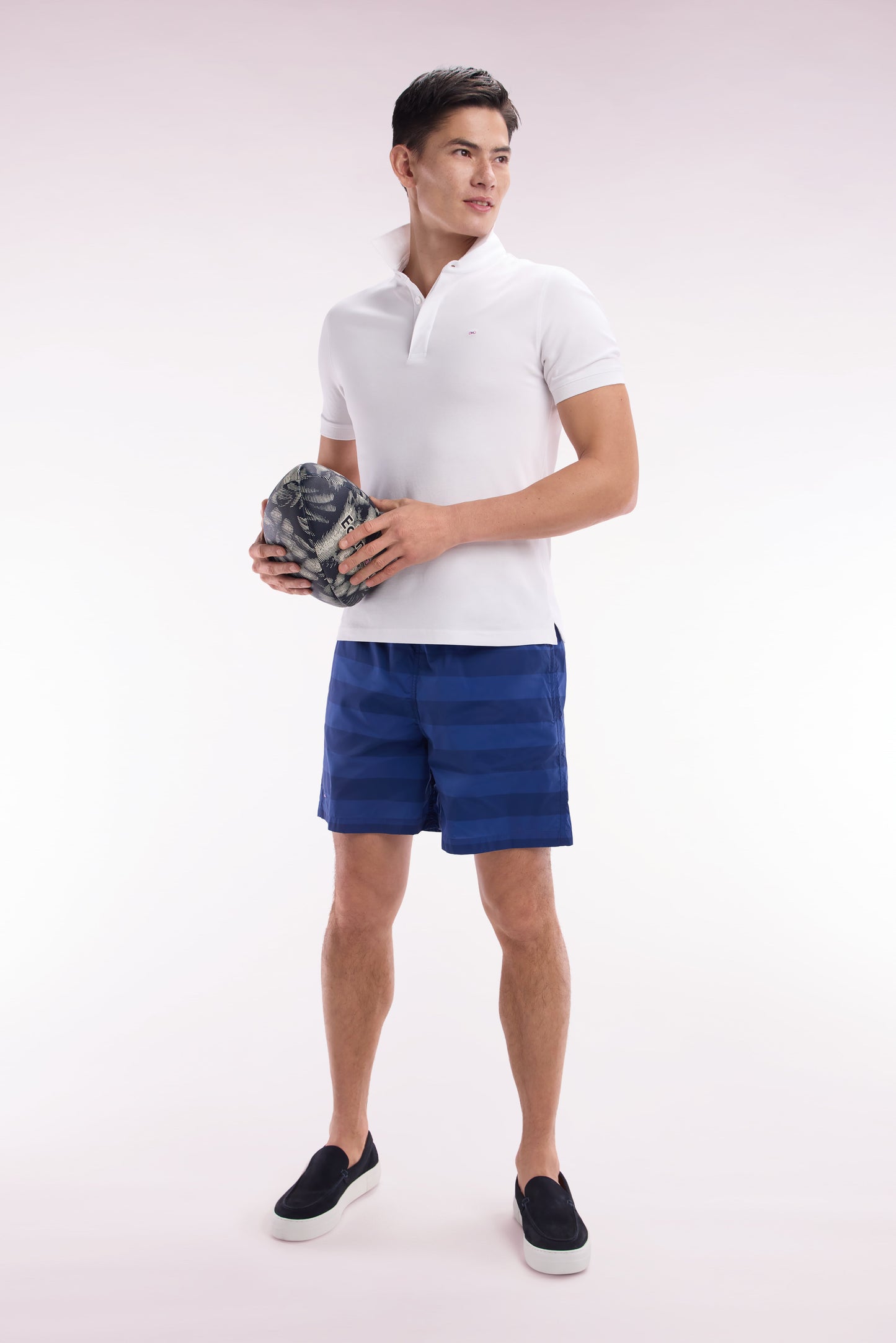 Maillot de bain cerclé bleu foncé