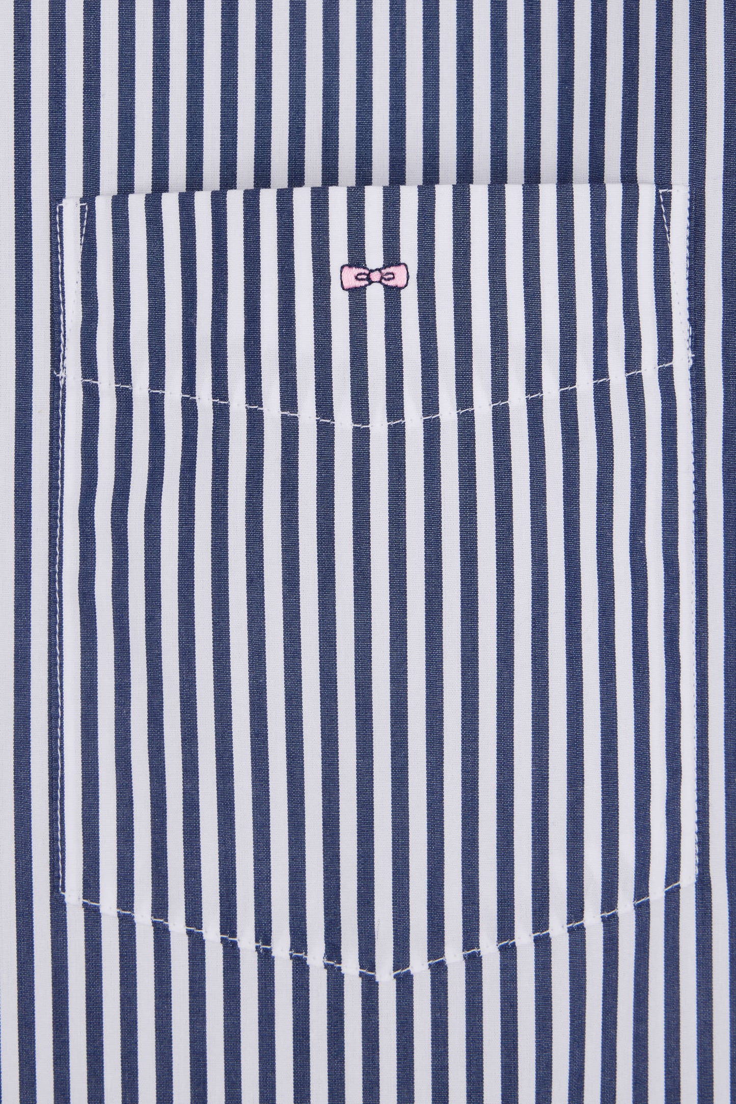 Chemise à manches courtes en coton rayé bleu foncé coupe droite