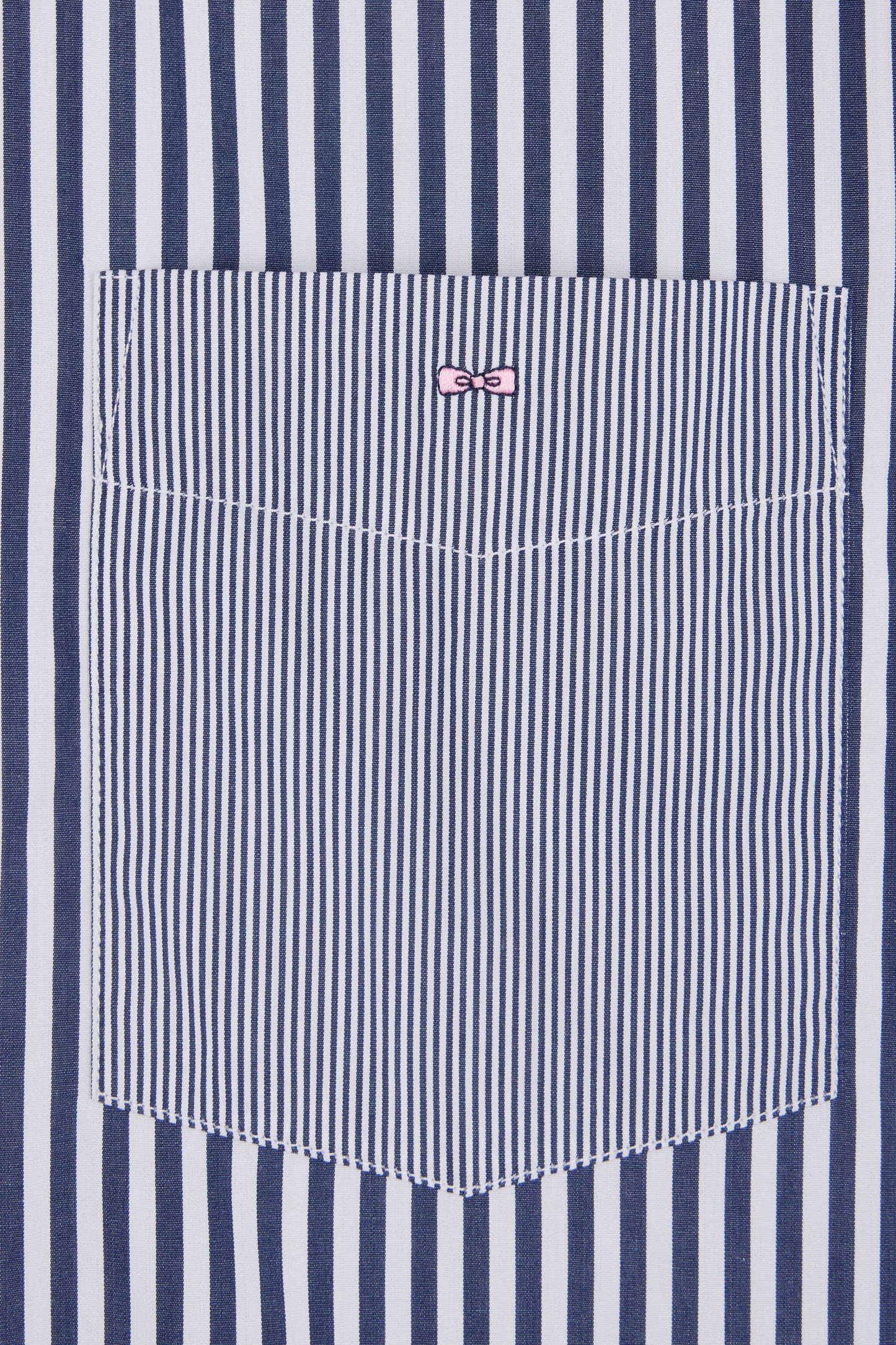 Chemise à manches courtes en popeline de coton rayée bleu foncé coupe droite