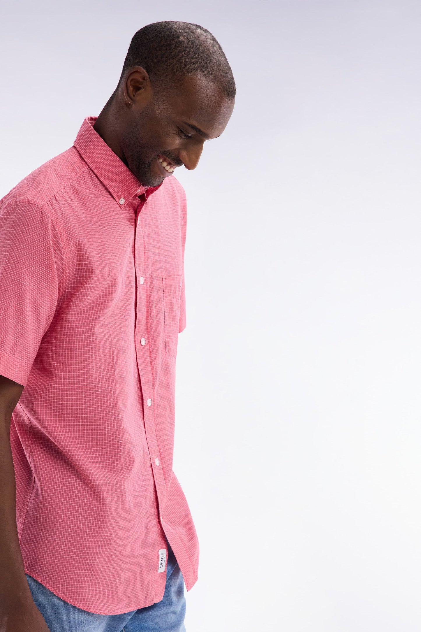 Chemise à manches courtes à microcarreaux en coton rose coupe droite