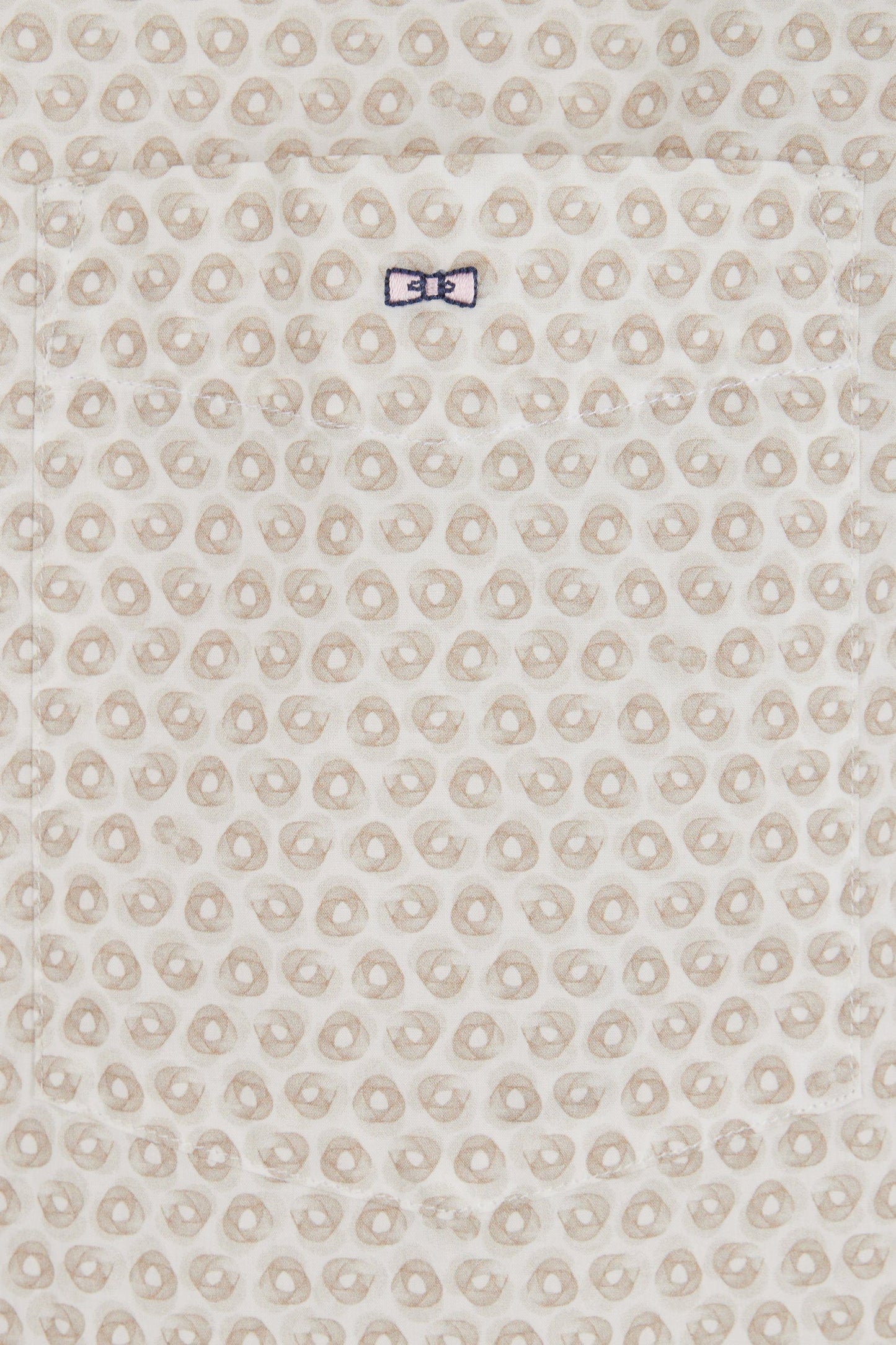 Chemise en popeline de coton à microimprimé graphique beige coupe droite