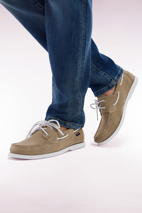 Mocassins bateau en cuir suédé camel - Image 2
