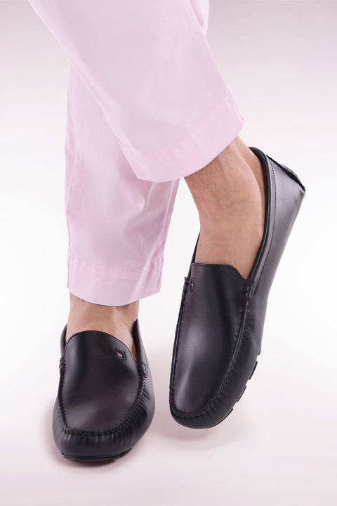 Mocassins en croûte de cuir noirs - Image 1