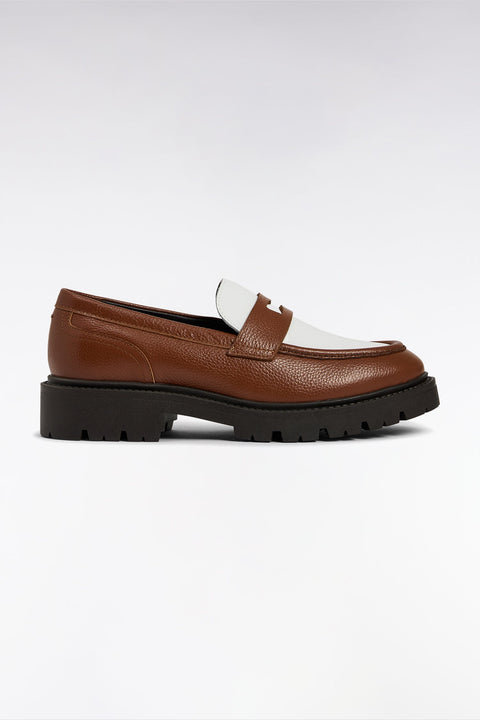Mocassins bicolores en cuir marron et blancs - Image 1