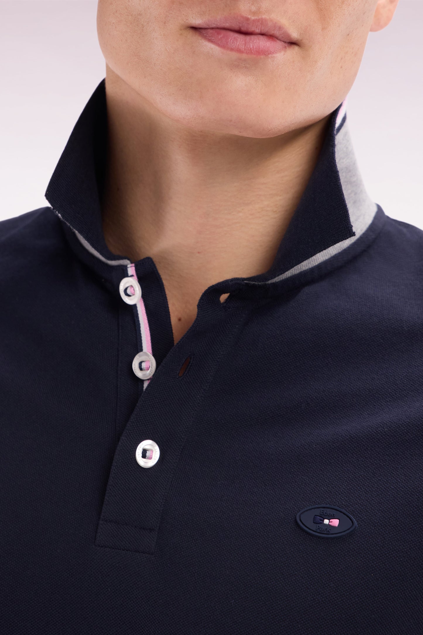 Polo à manches courtes en piqué coton marine broderie 10 manche coupe droite