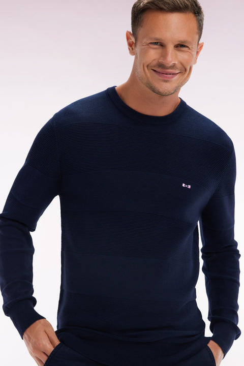 Pull col rond en tricot de coton marine coupe droite - Image 2