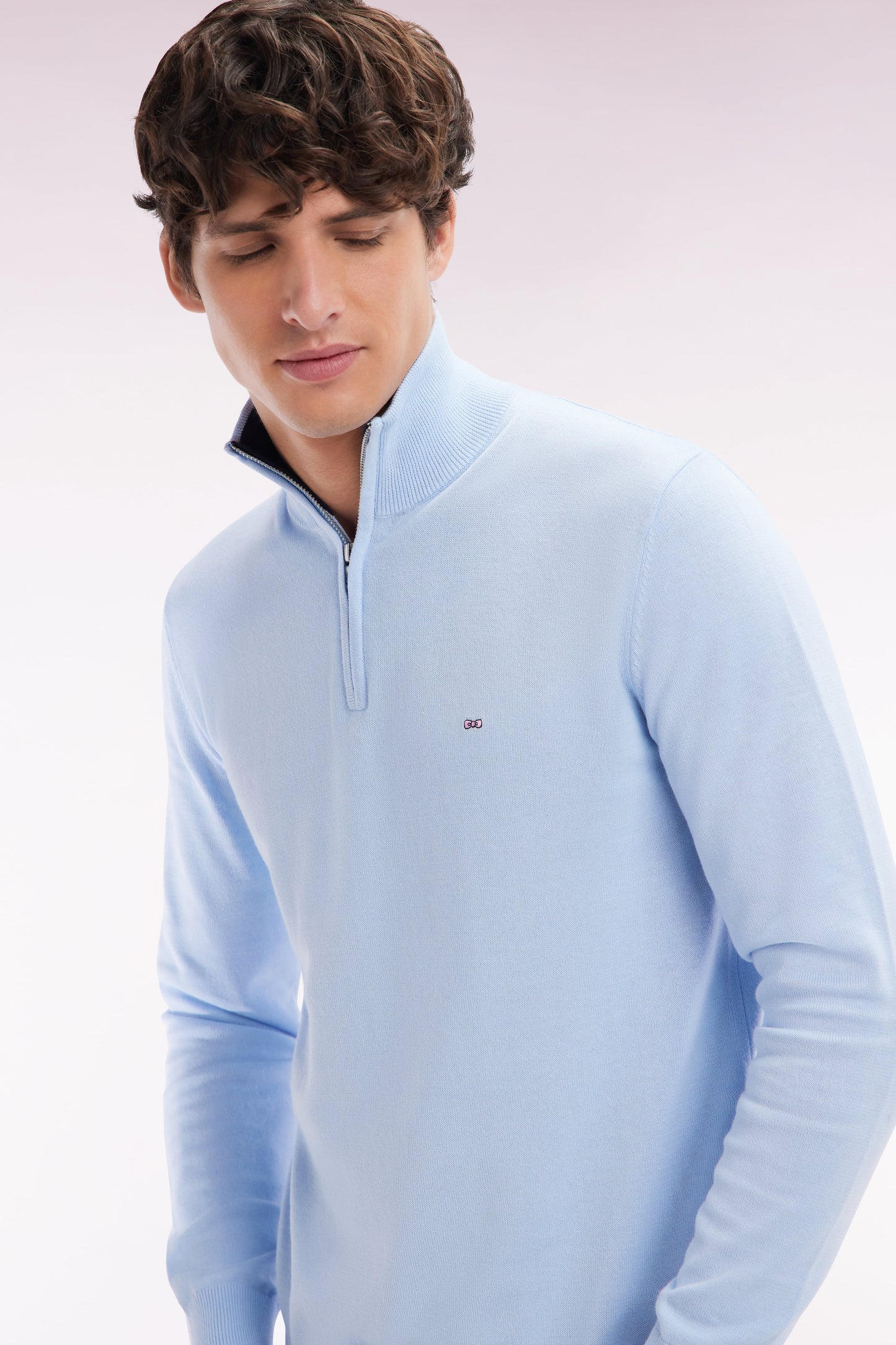 Pull col camionneur en coton ciel coupe droite