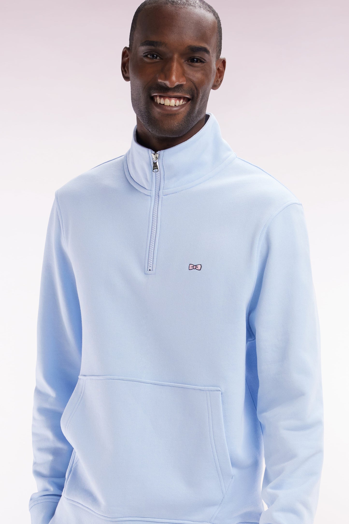 Sweatshirt à col zippé en coton ciel coupe droite