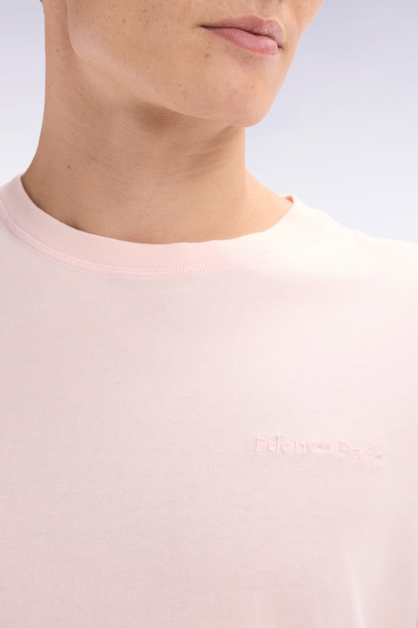 T-shirt en coton rose pâle surteint coupe décontractée