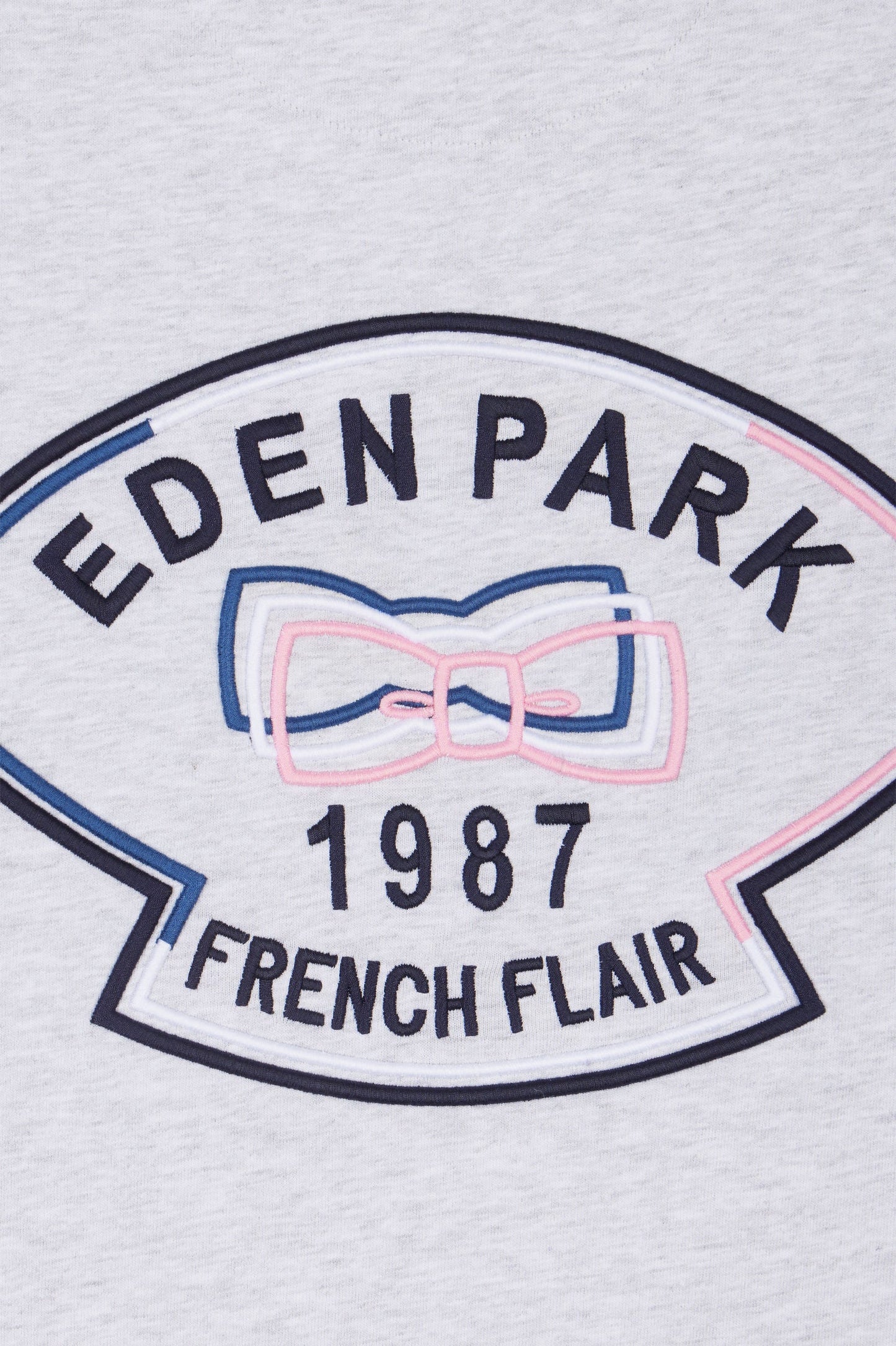 T-shirt en coton gris broderie dos et découpes coupe droite