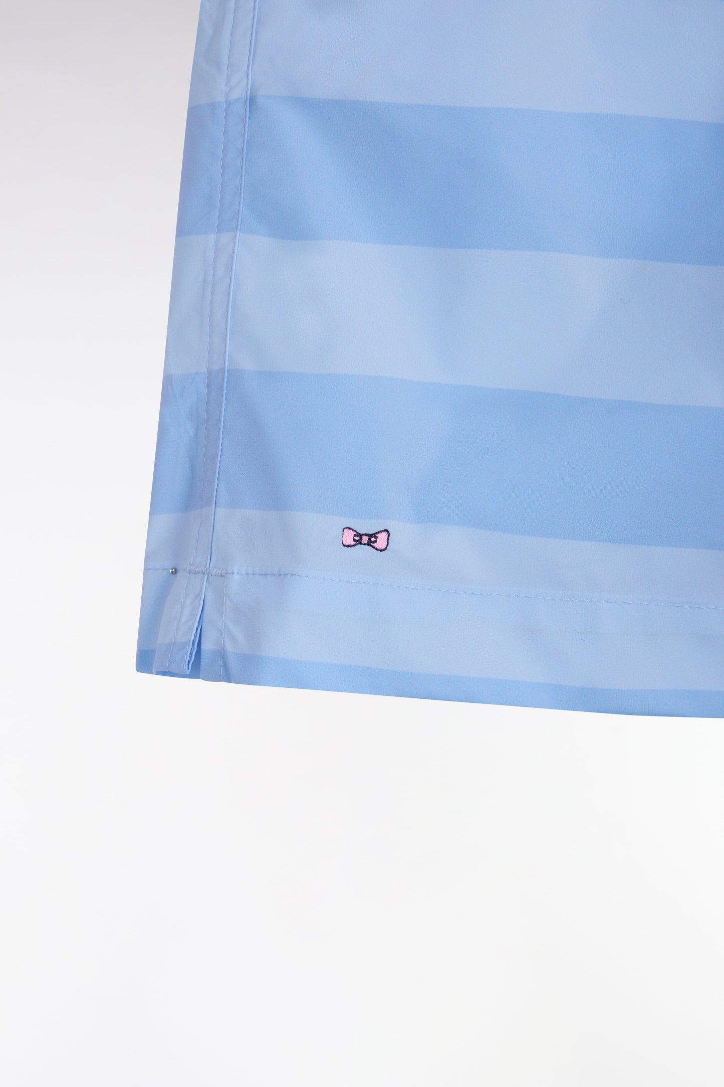 Maillot de bain à rayures bleu ciel