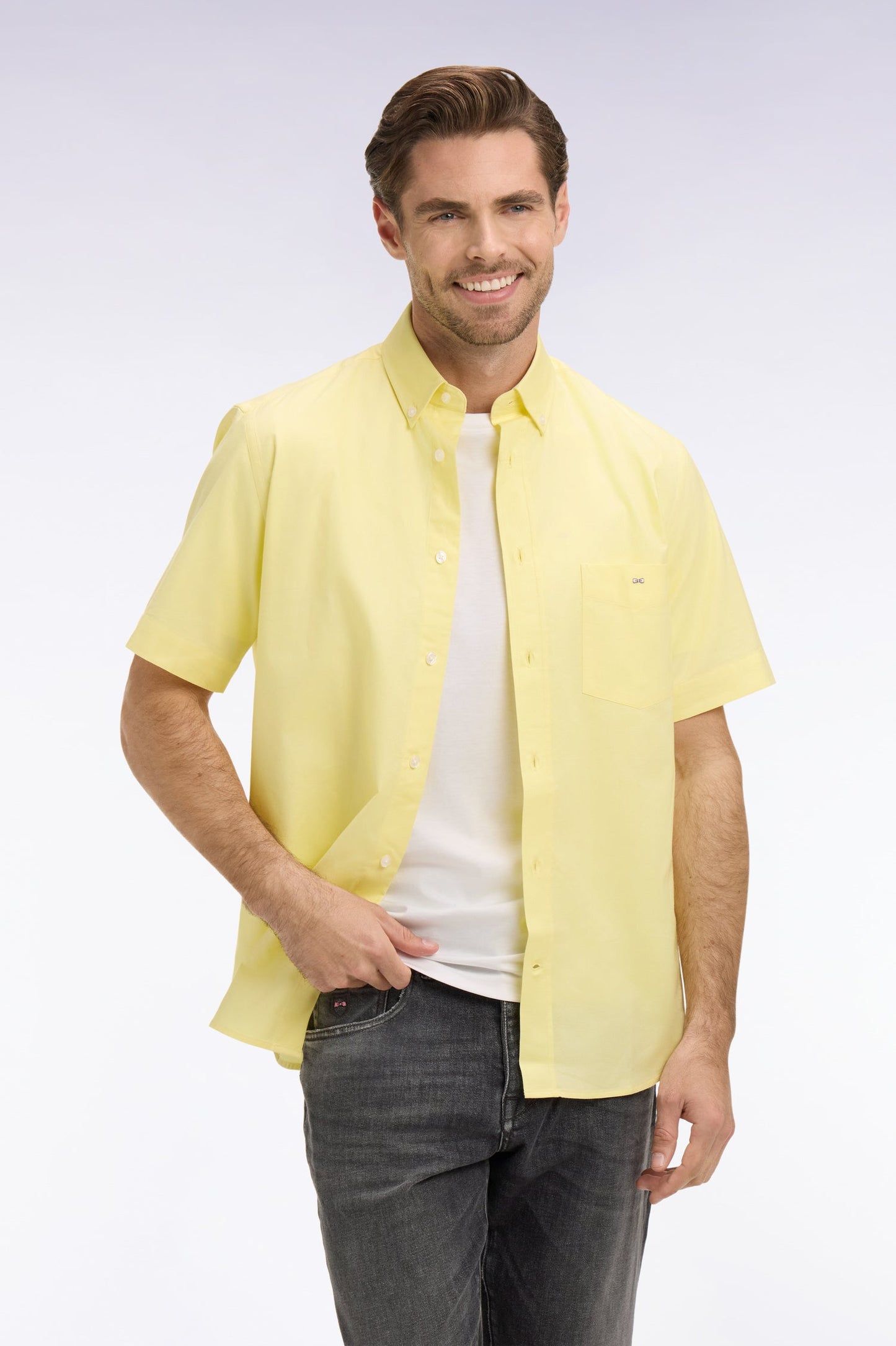 Chemise à manches courtes en coton fil teint jeune