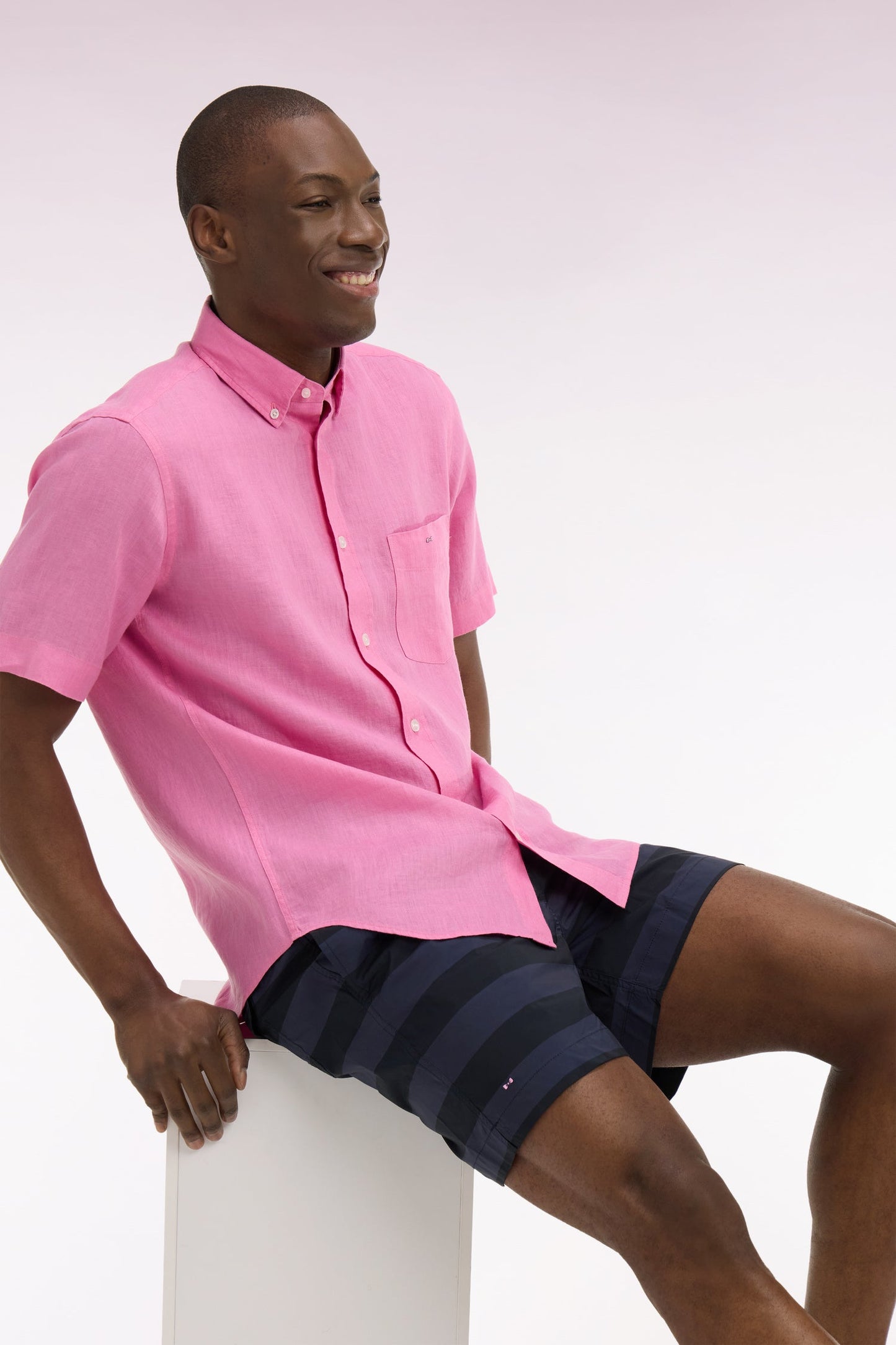 Chemise à manches courtes en lin rose