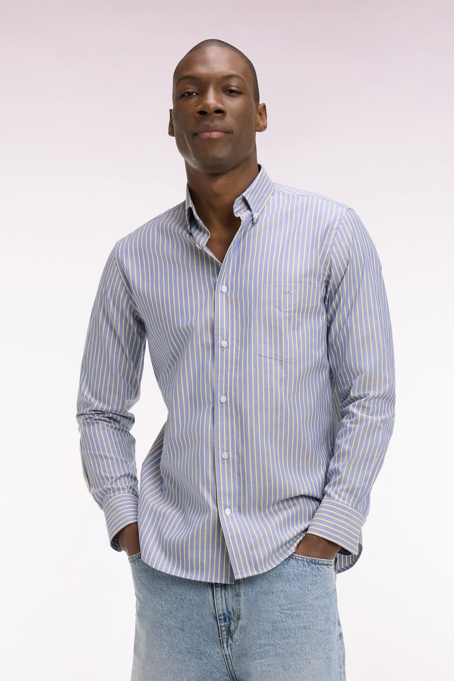 Chemise en coton pinpoint à rayures jaunes coupe regular