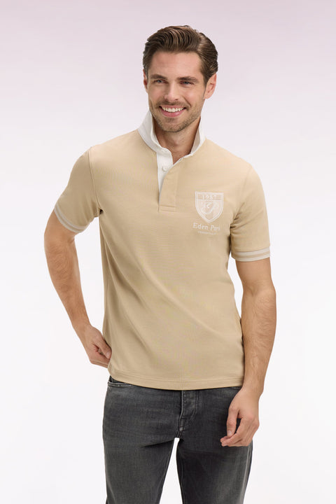 Maillot à manches courtes en jersey de coton beige écusson brodé coupe regular - Image 1