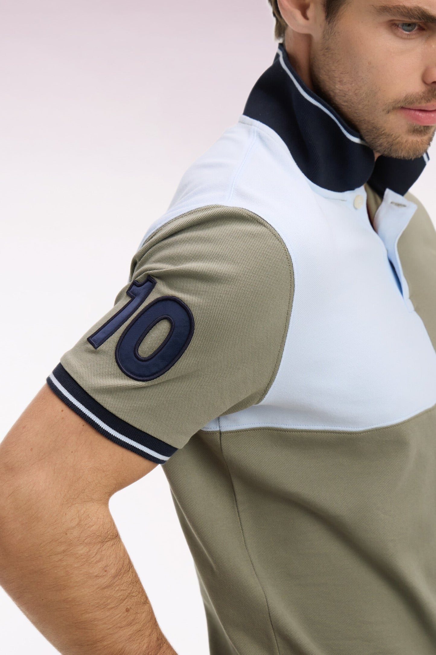 Polo à manches courtes en coton beige et ciel à cadrans coupe regular