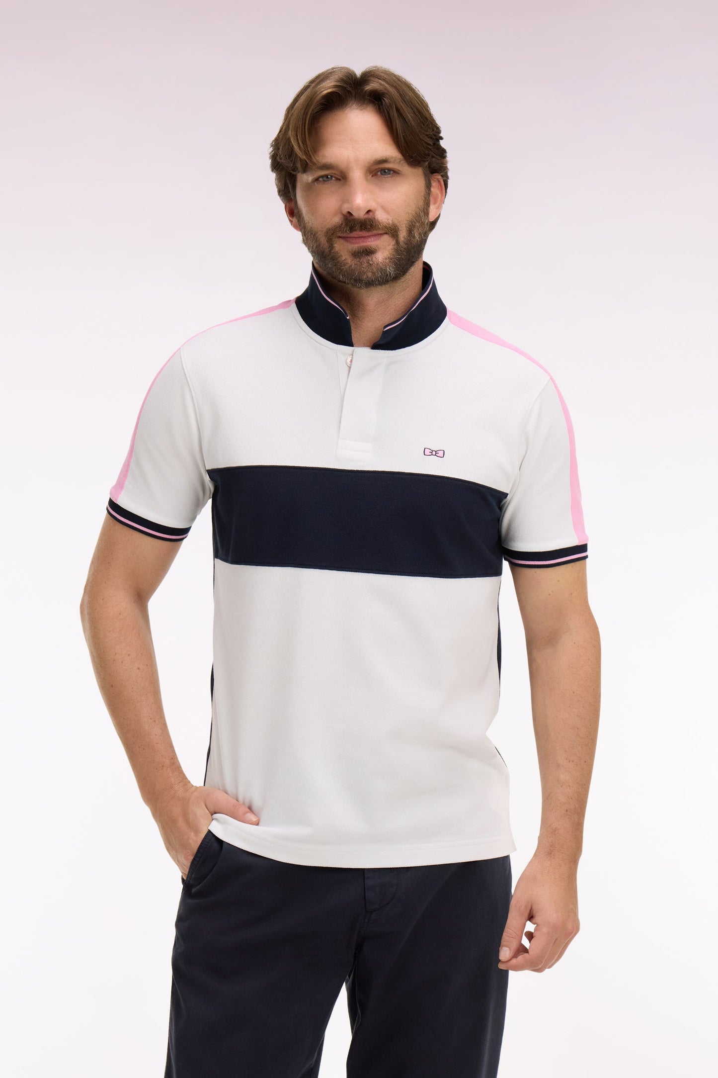 Polo à manches courtes en piqué coton blanc coupé cousu