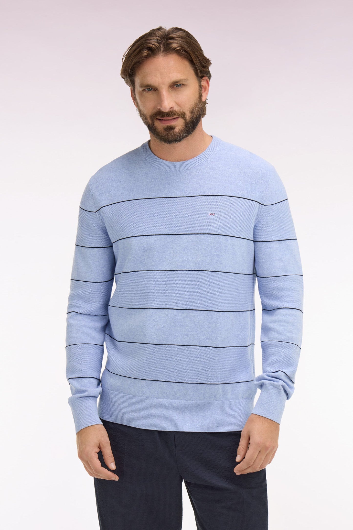 Pull col rond en coton ciel rayé