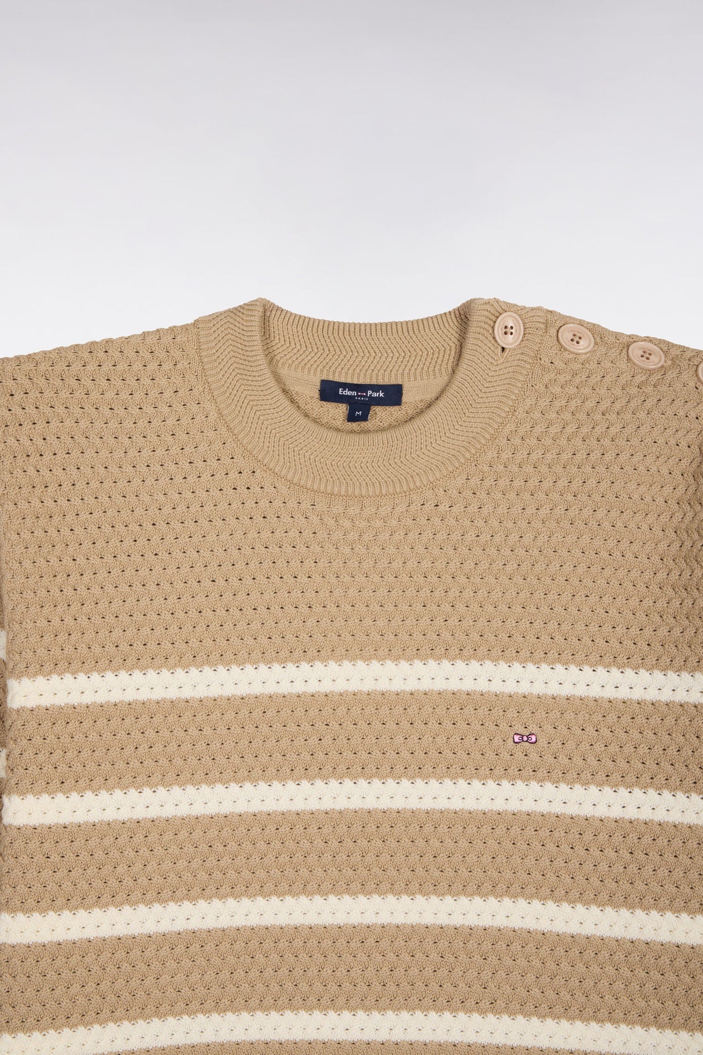 Pull marin à épaule boutonnée en coton chevron beige