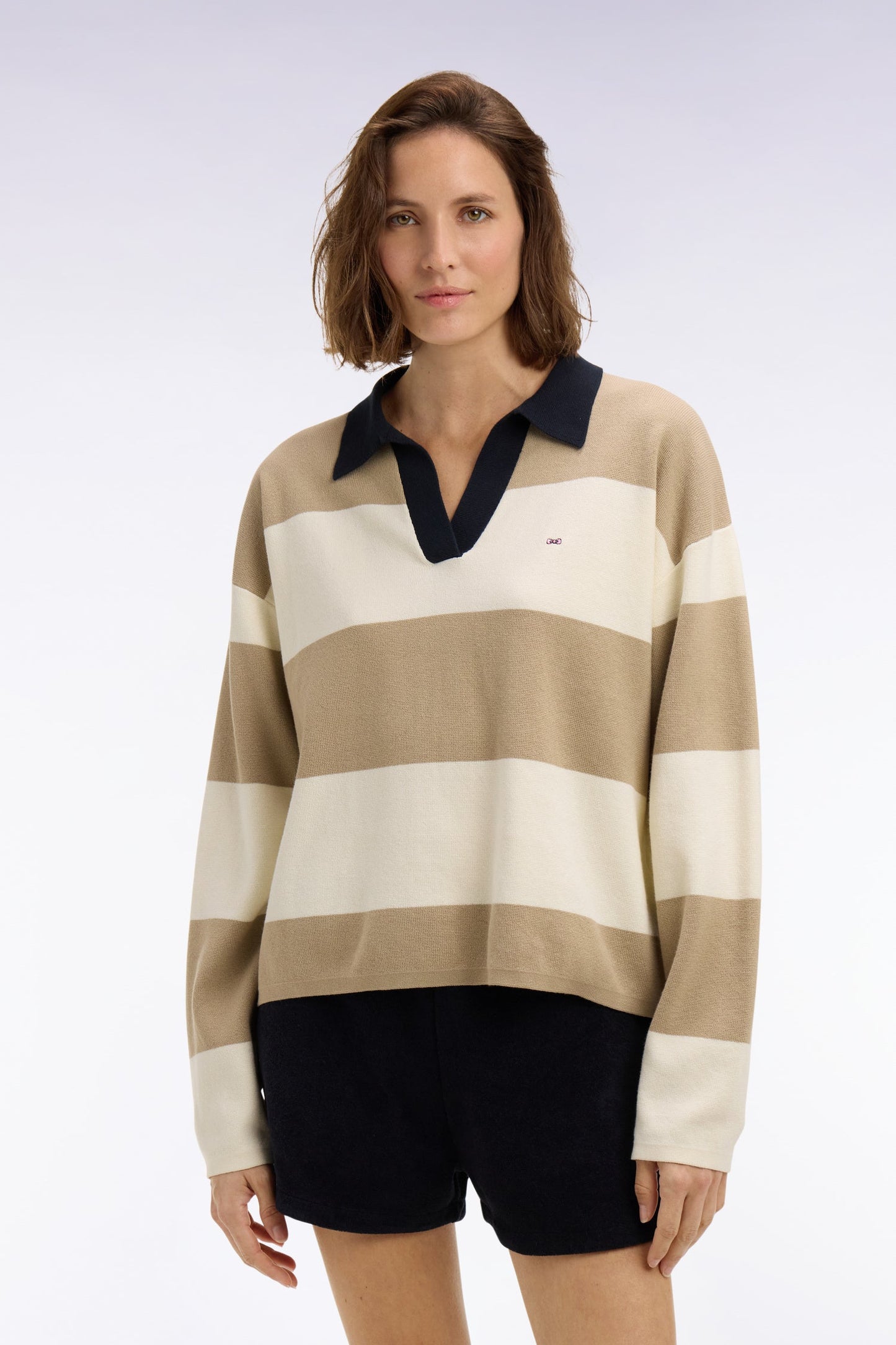 Pull col polo en coton rayé beige et écru coupe oversized