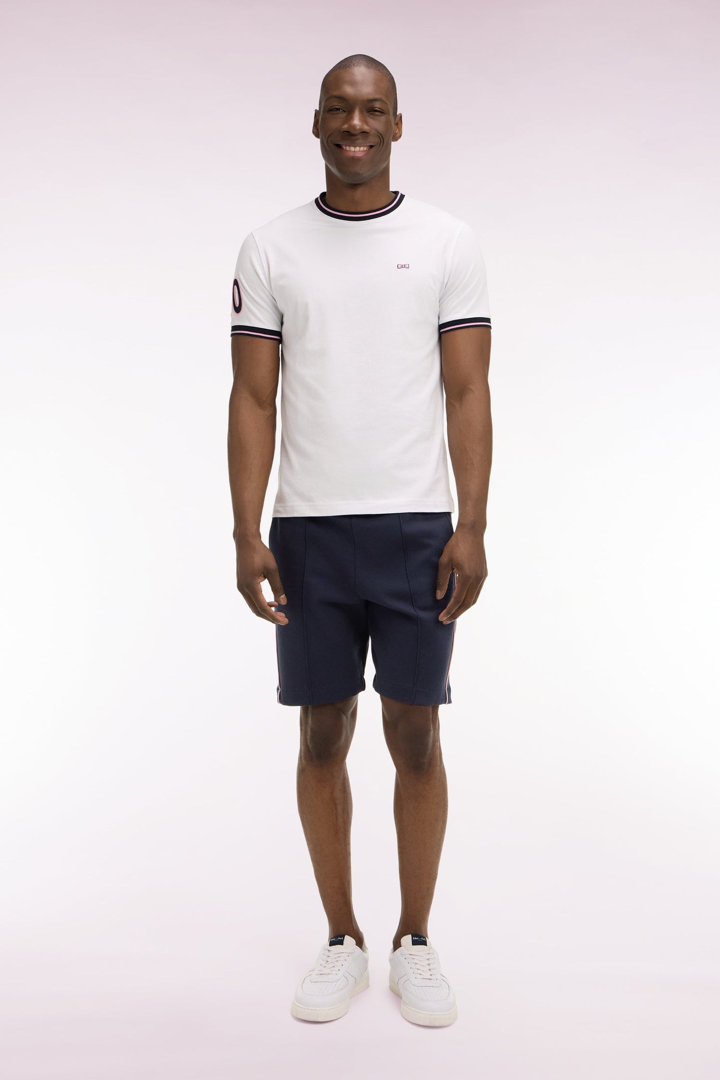 Short en molleton marine passepoils roses