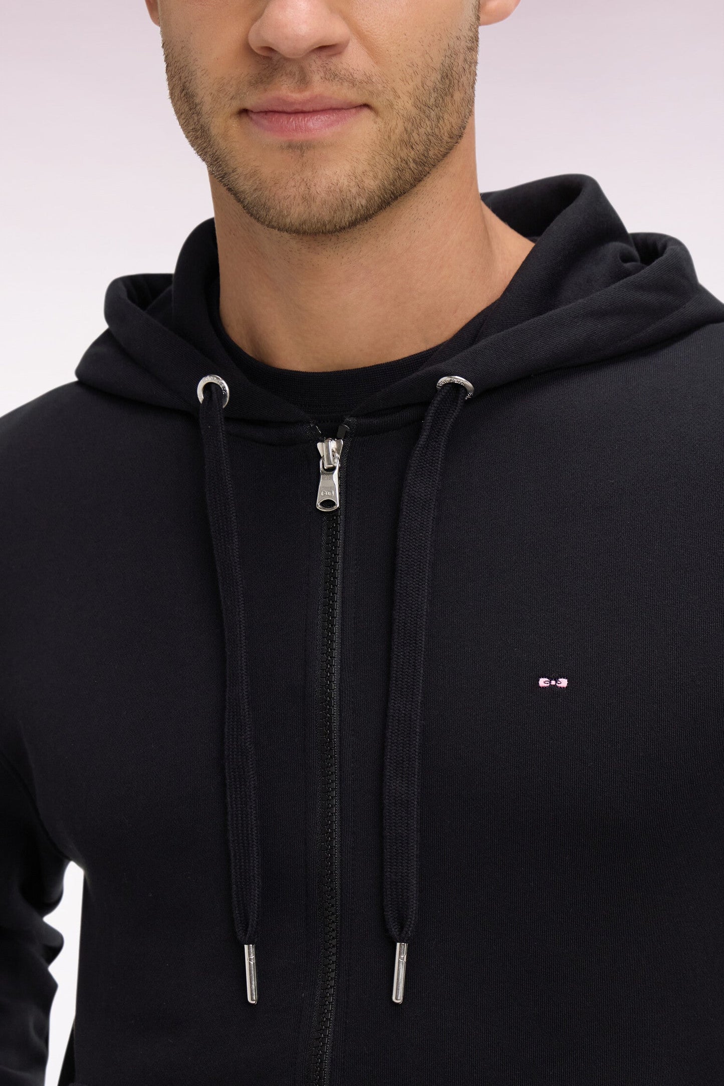 Sweatshirt zippé à capuche en molleton coton noir