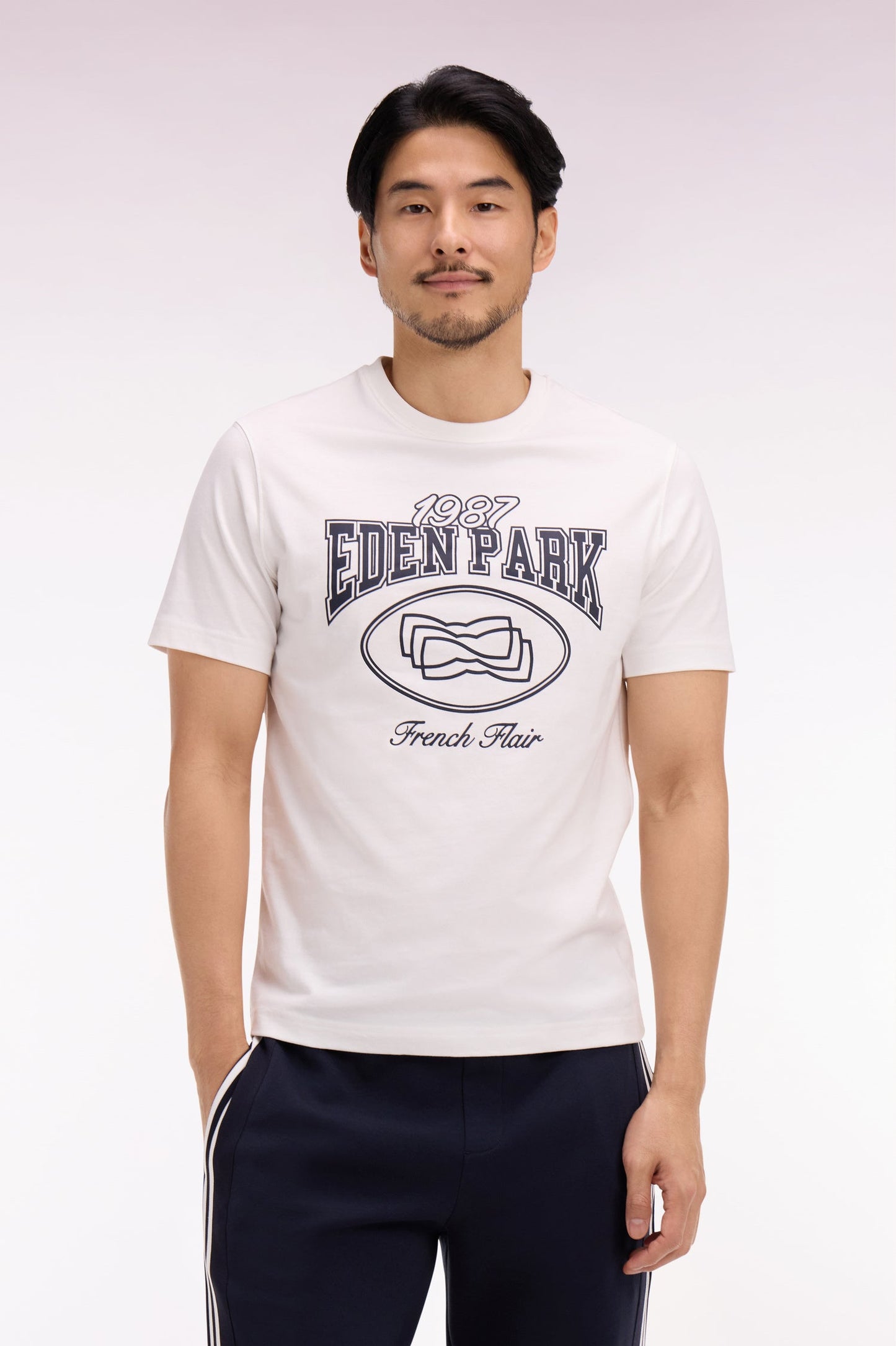 T-shirt à manches courtes en coton écru sérigraphie marine coupe regular