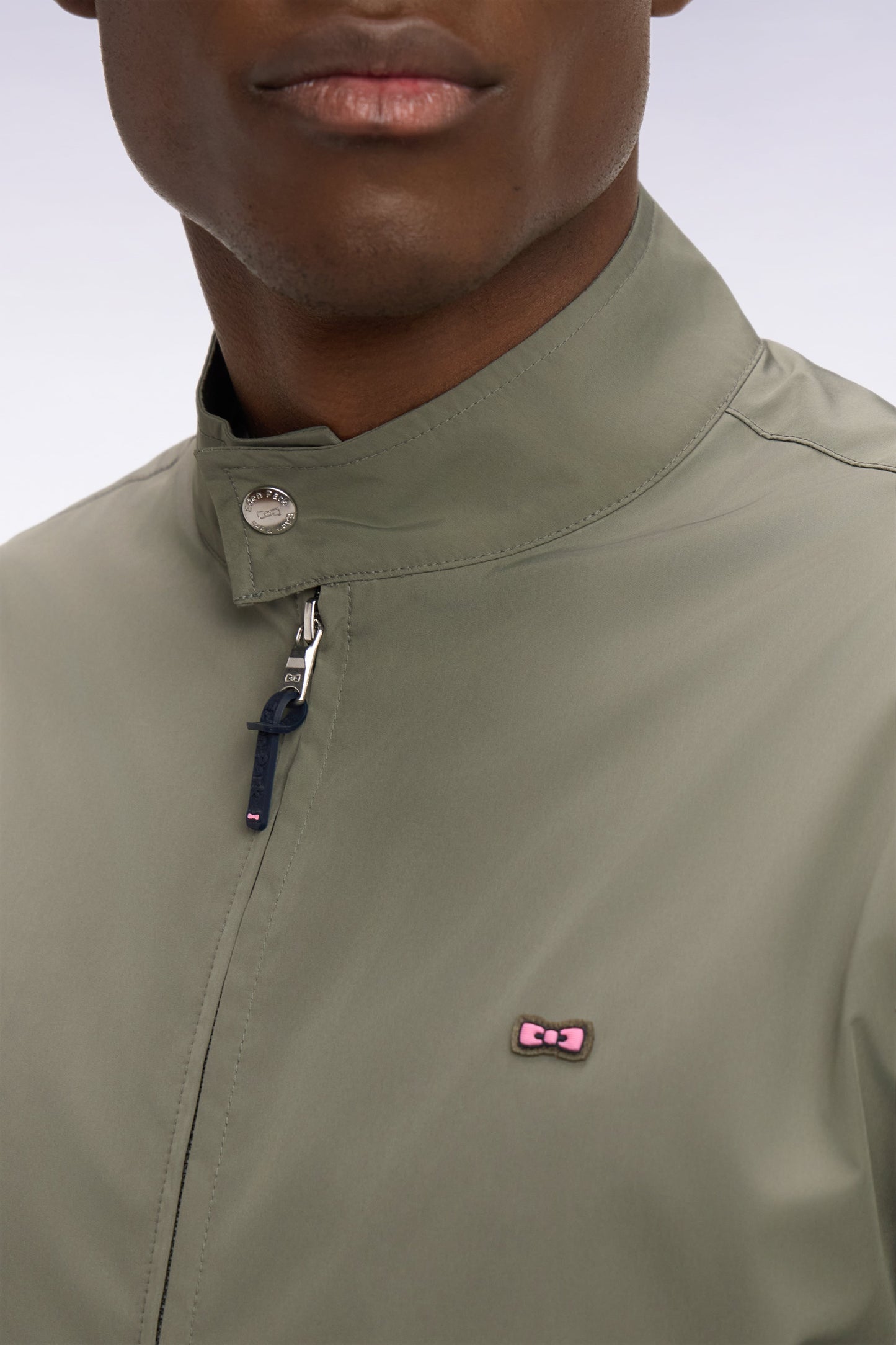 Blouson à col motard en nylon kaki