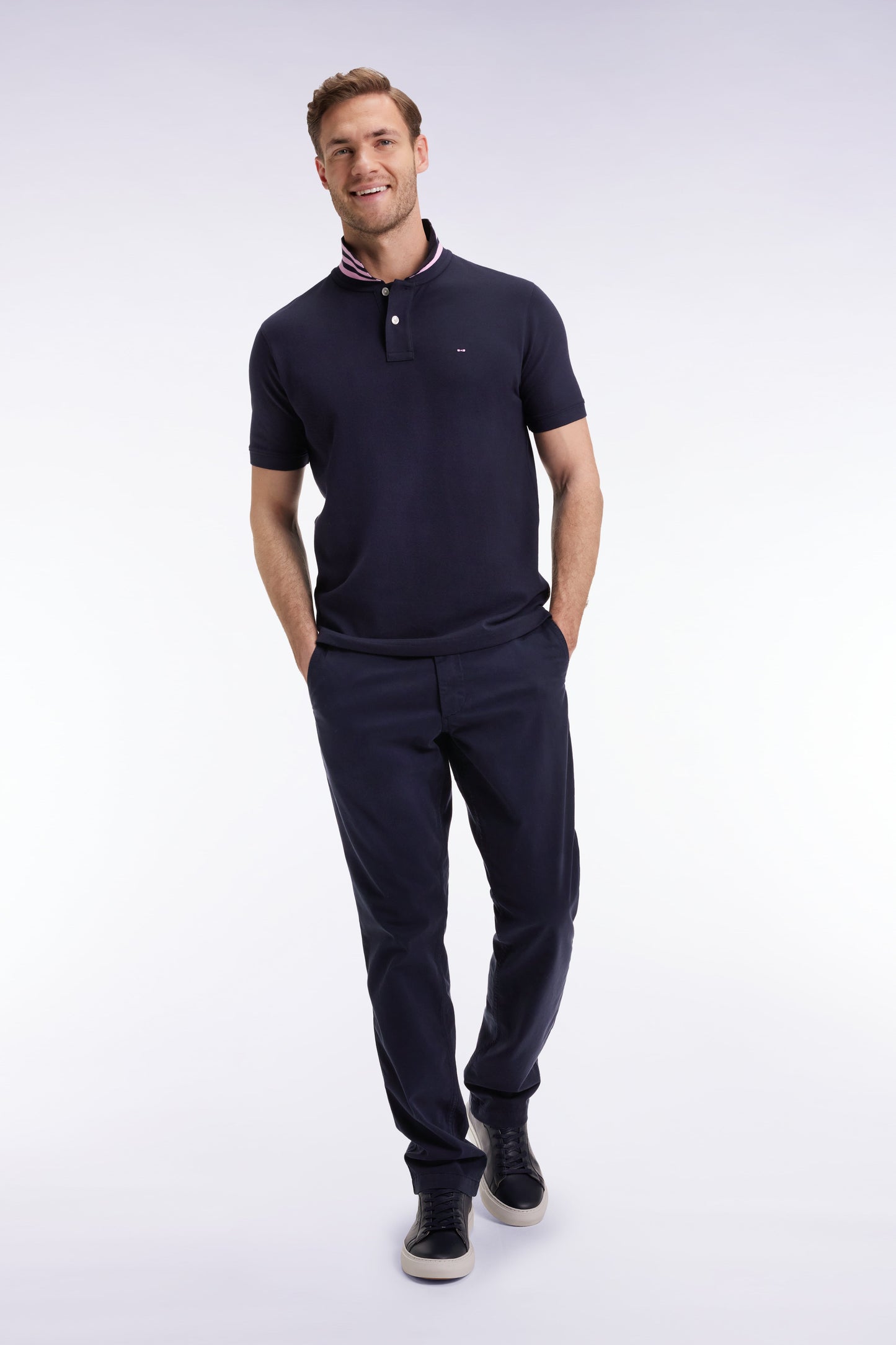 Pantalon chino sans plis en coton stretch marine