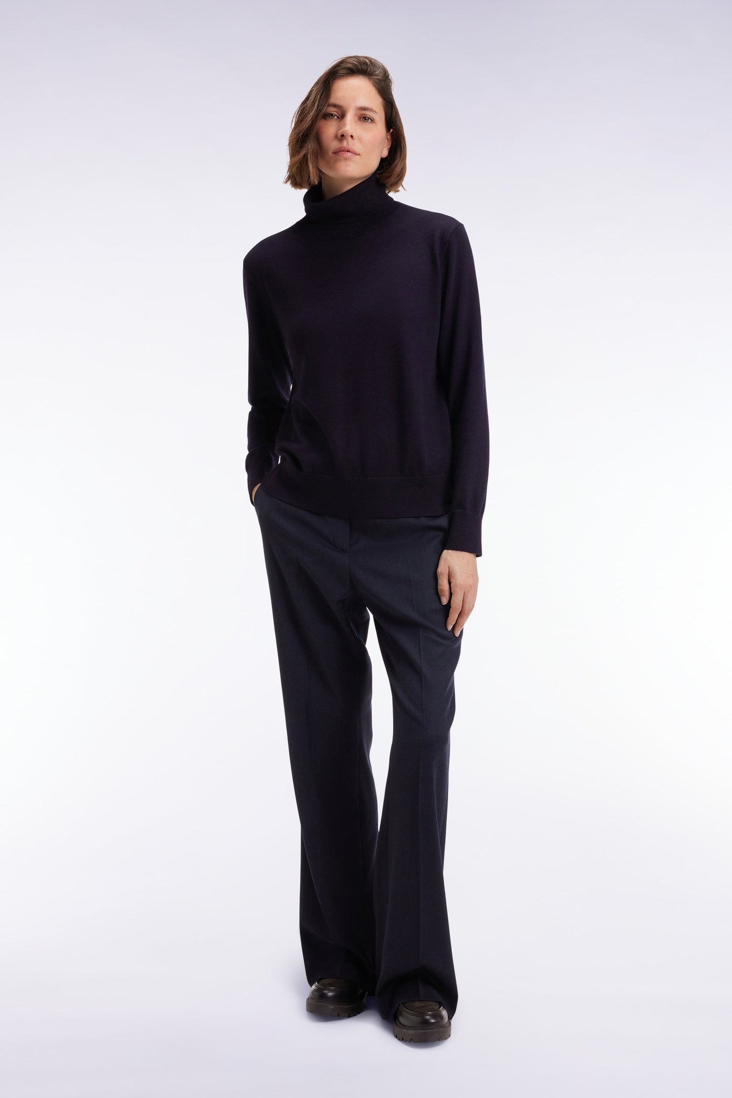 Pantalon flare en flanelle de laine stretch marine