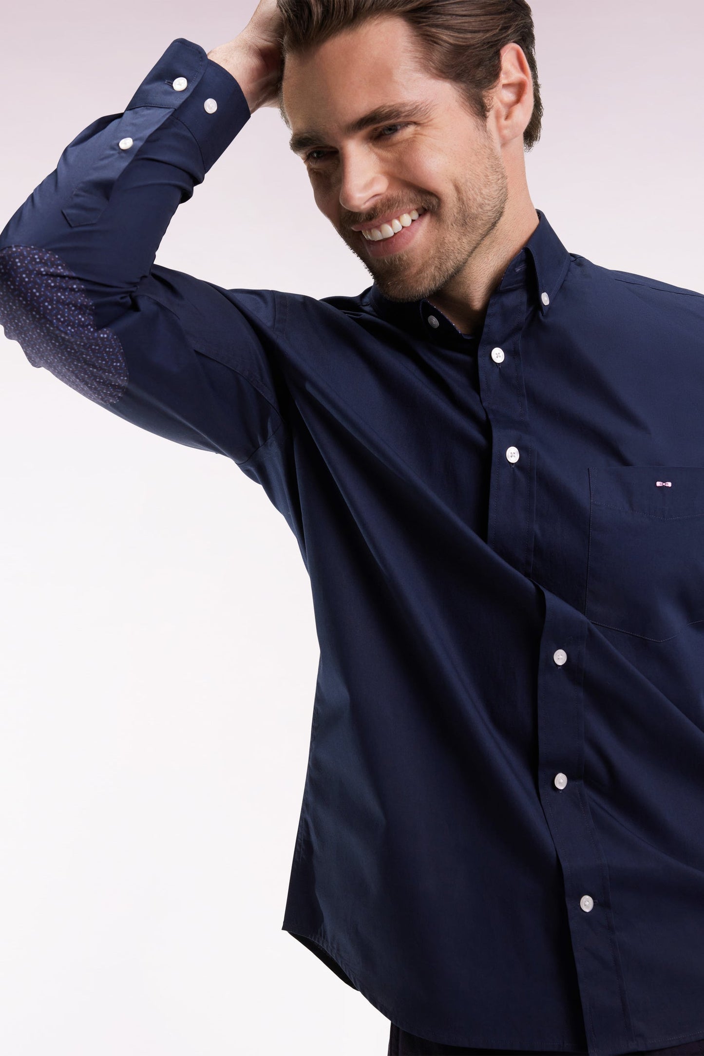 Chemise en coton marine à coudière imprimées coupe droite