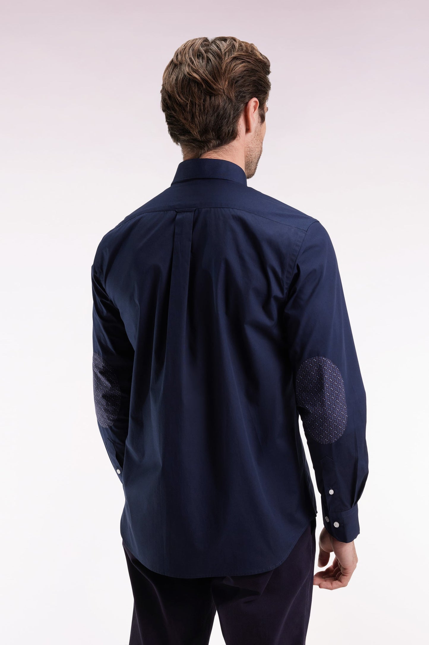 Chemise en coton marine à coudière imprimées coupe droite