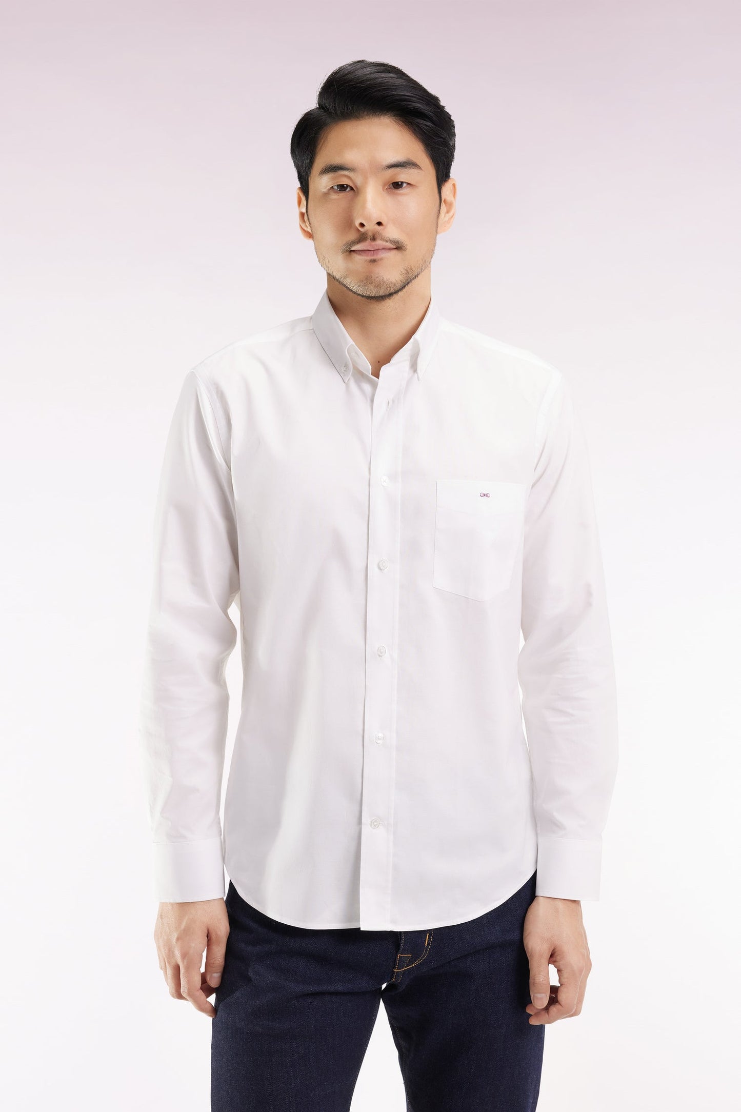 Chemise en coton blanc coupe droite