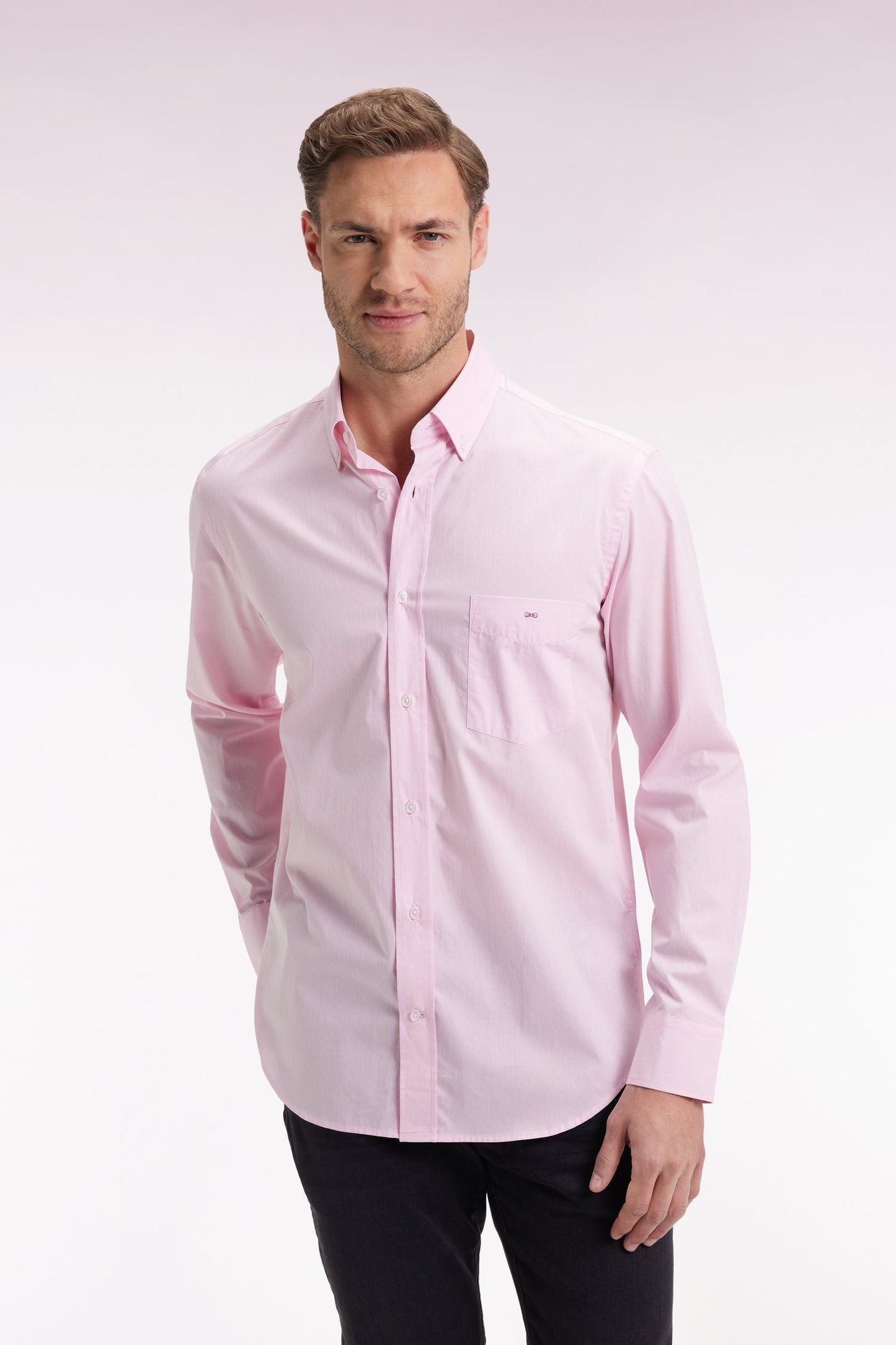 Chemise en coton rose à micro-motifs jacquard coupe droite