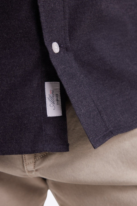 Chemise en flanelle gris foncé coupe droite - Image 3