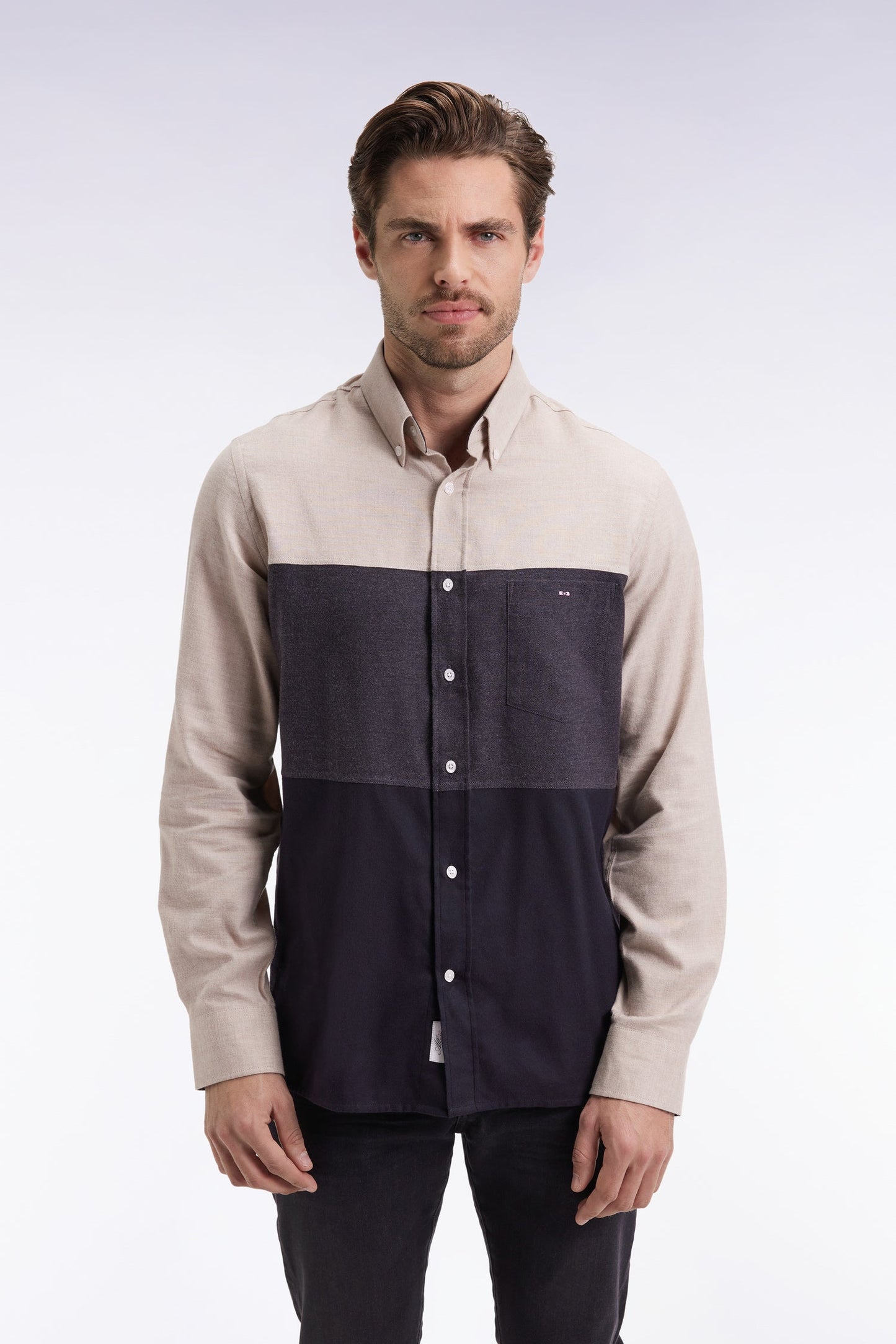 Chemise en flanelle tricolore marine et beige coupe droite