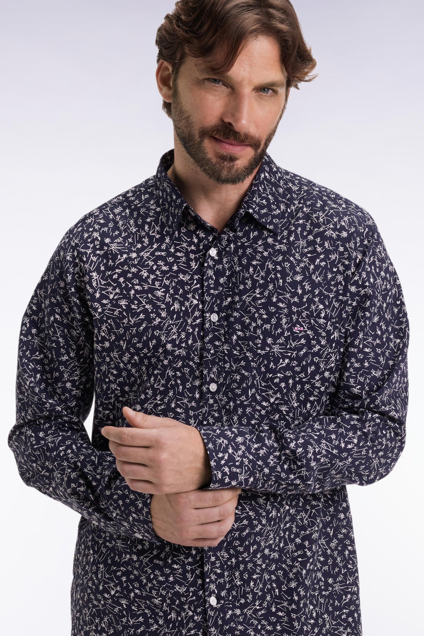 Chemise en coton marine imprimé floral coupe droite